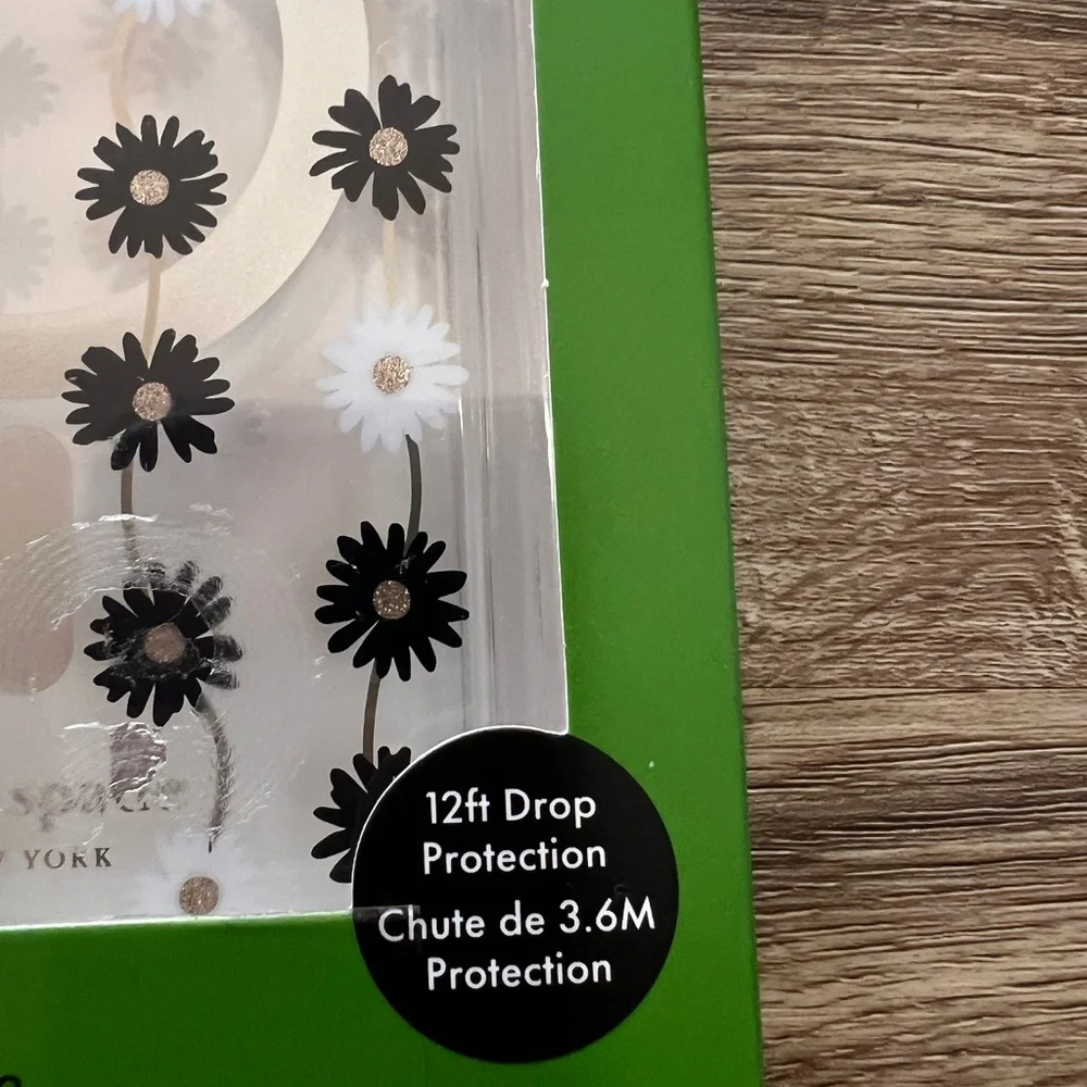 KATE SPADE Iphone 15/14/13 Protective Case NIB DAMAGED BOX